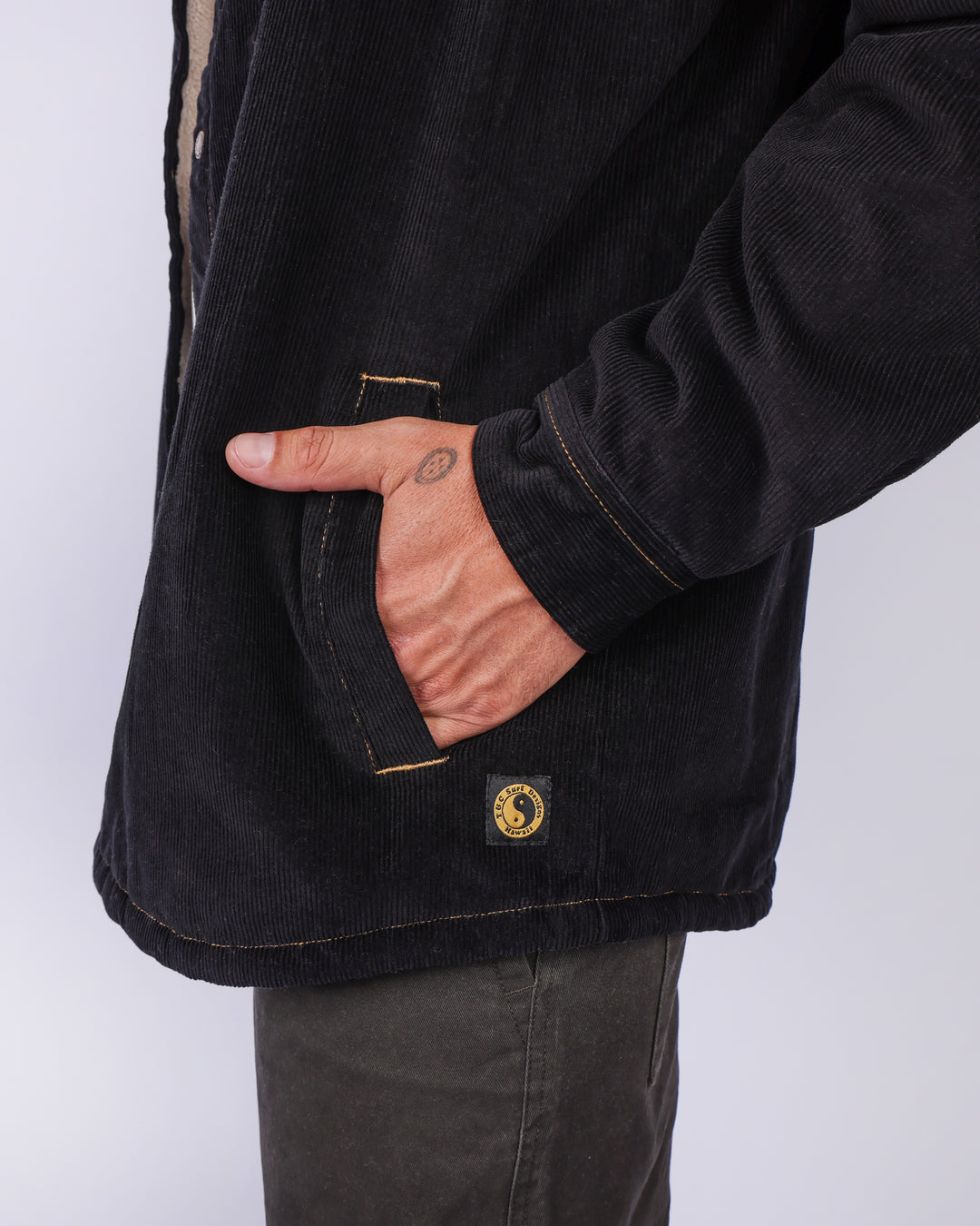 The Ranch Cord Jacket - Black