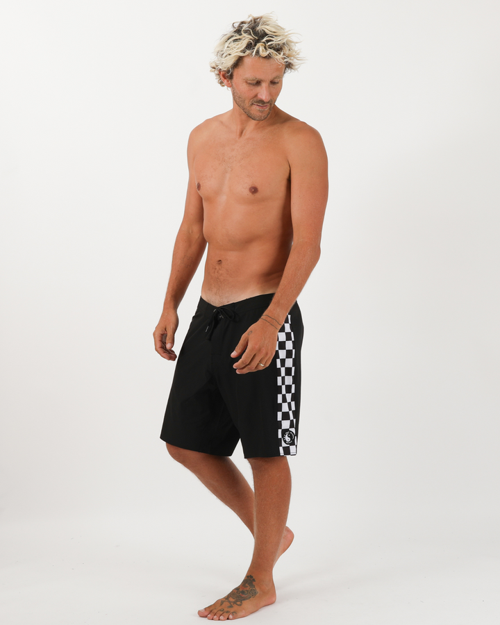 Off The Grid Trunk - Black/White