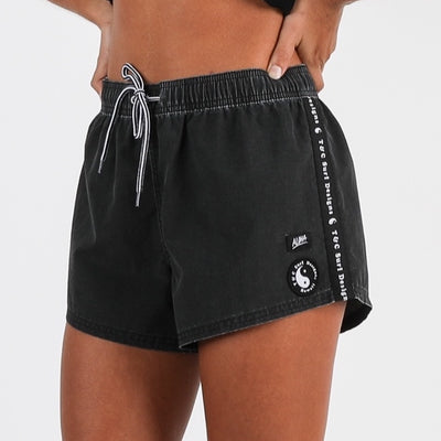 Hype Beach Shorts - Washed Black