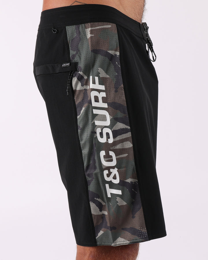 Motion Camo Trunk - Black
