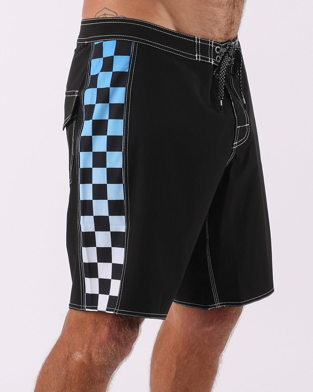 Off The Grid Trunk - Black/Blue Fade