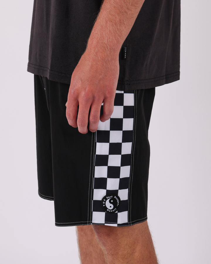 Off The Grid Trunk - Black