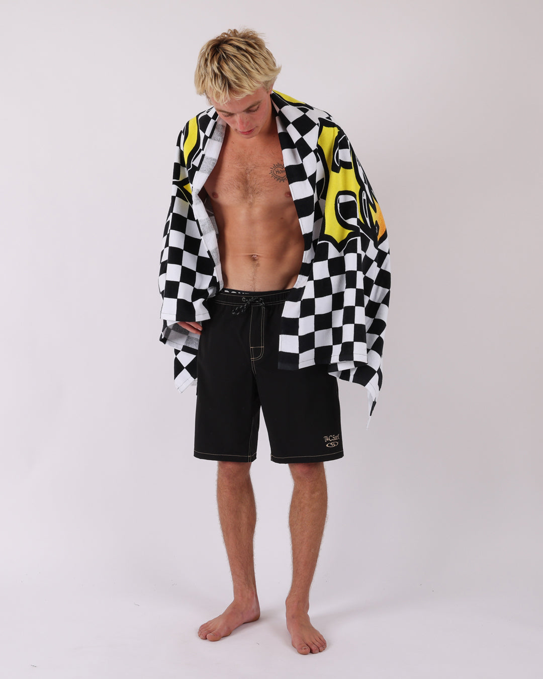 Circa Towel - Black/White