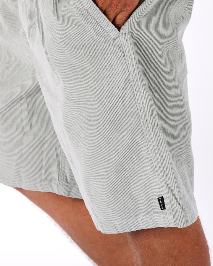 Whaler 2.0 Cord Short - Seagrass