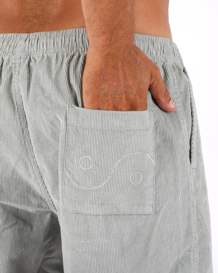 Whaler 2.0 Cord Short - Seagrass
