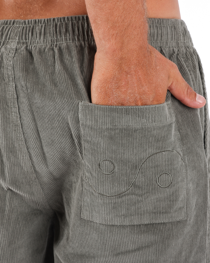 Whaler 2.0 Cord Short - Military